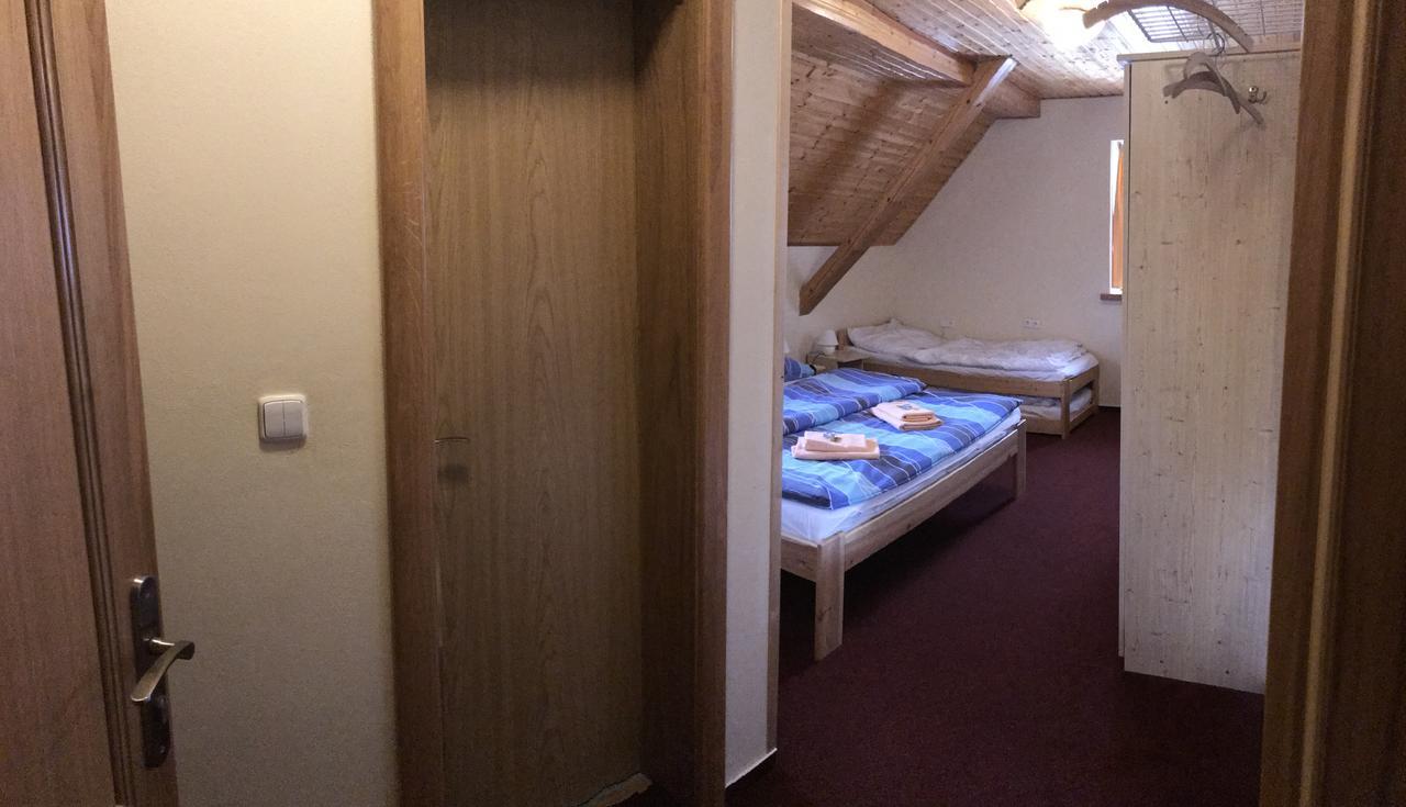 Hotel Penzion Pod Zvonem Hynčice pod Sušinou Exteriér fotografie